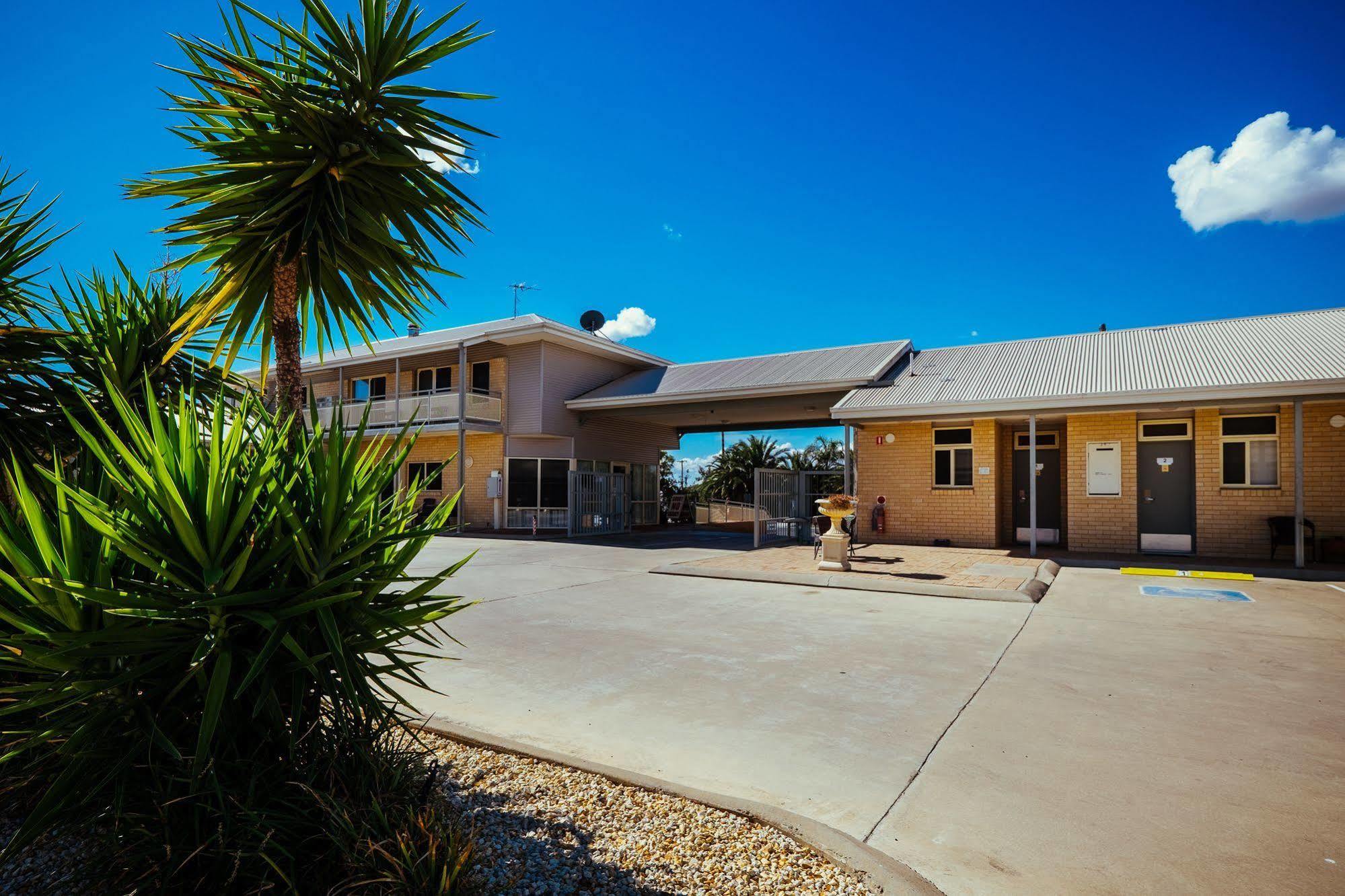 Club Motor Inn Narrabri Dış mekan fotoğraf